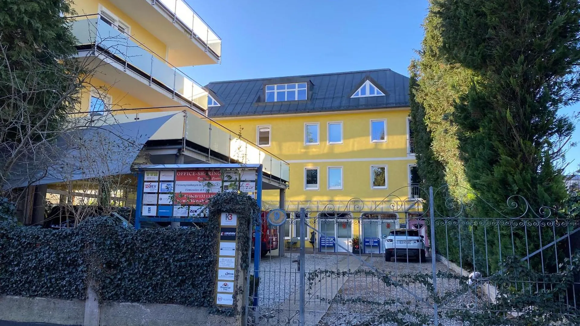 „1. Salzburg Work & Sleep Luxury Apartment“ Fuer Arbeiten & Wohnen !